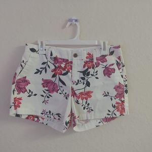 NWOT Old Navy Shorts Size 6